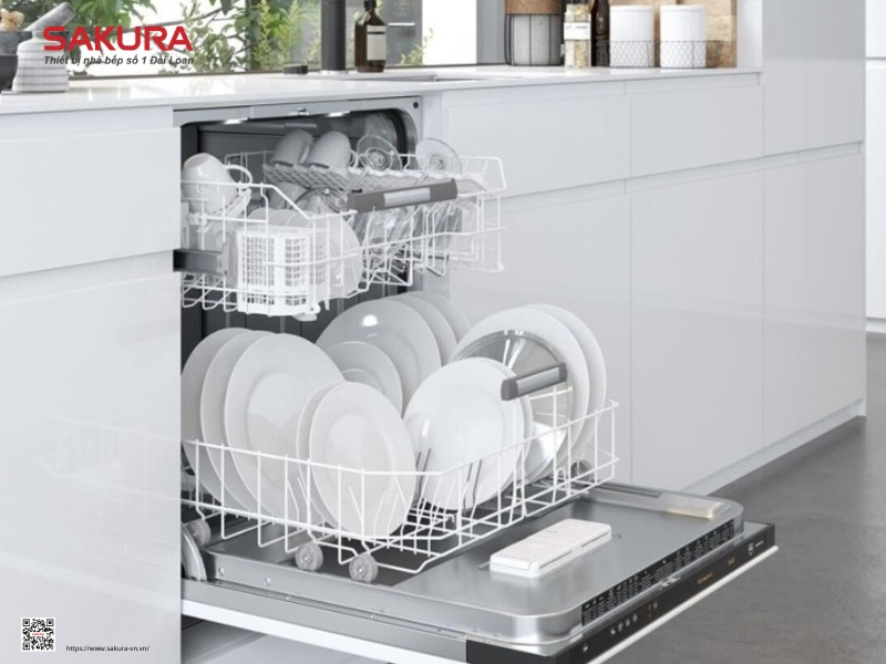 Máy rửa bát âm tủ có công suất phù hợp cho gia đình từ 4 thành viên